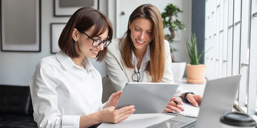 Business Women making a PEO selection